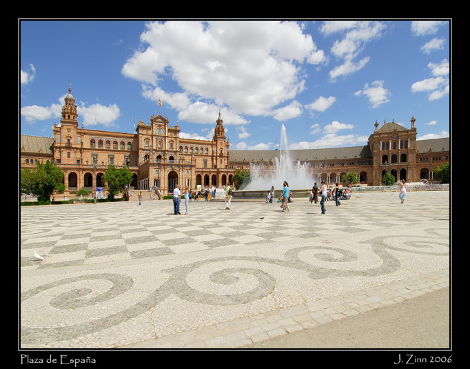 plaza_3185a