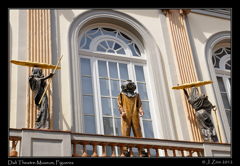 dali_museum_1219a